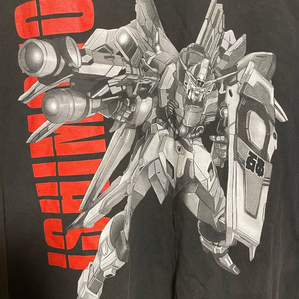 Gund Black and Red Short Sleeve Mecha Tee